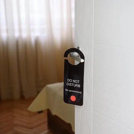 アパート Dumalux Corner