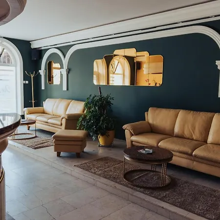 Dumalux Corner アパート