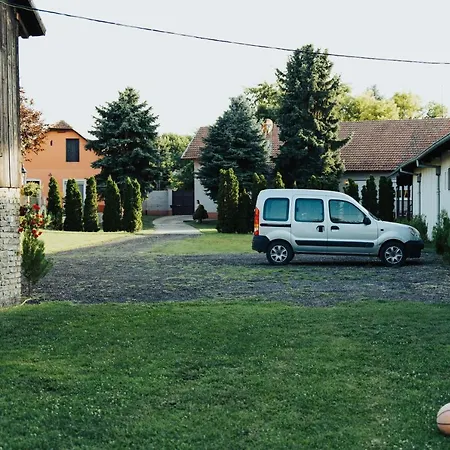 Dumalux Corner アパート